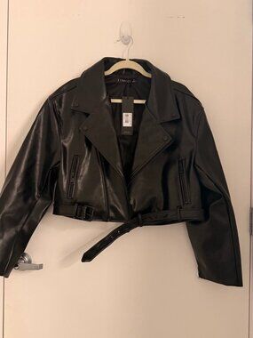 Lioness Black Cropped Faux Leather Moto Biker Jacket Size S